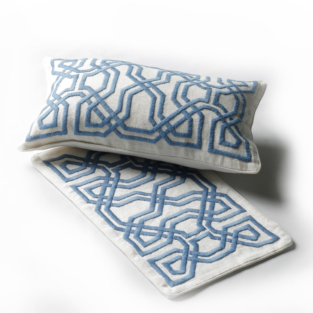 THE CREAM SUBWAY CUSHION