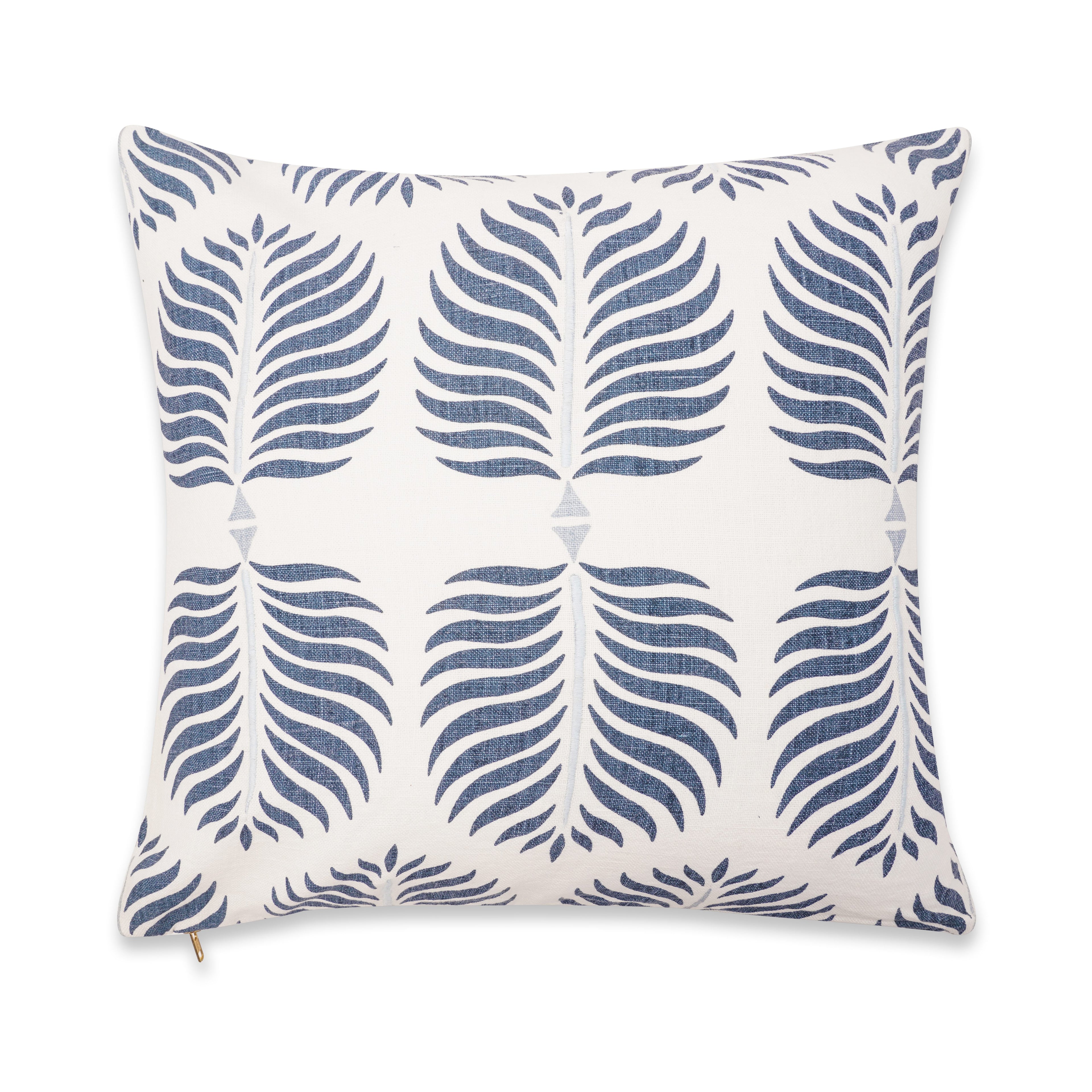 20X20 BLUE  & CREAM  LEAF  PATTERN CUSHION