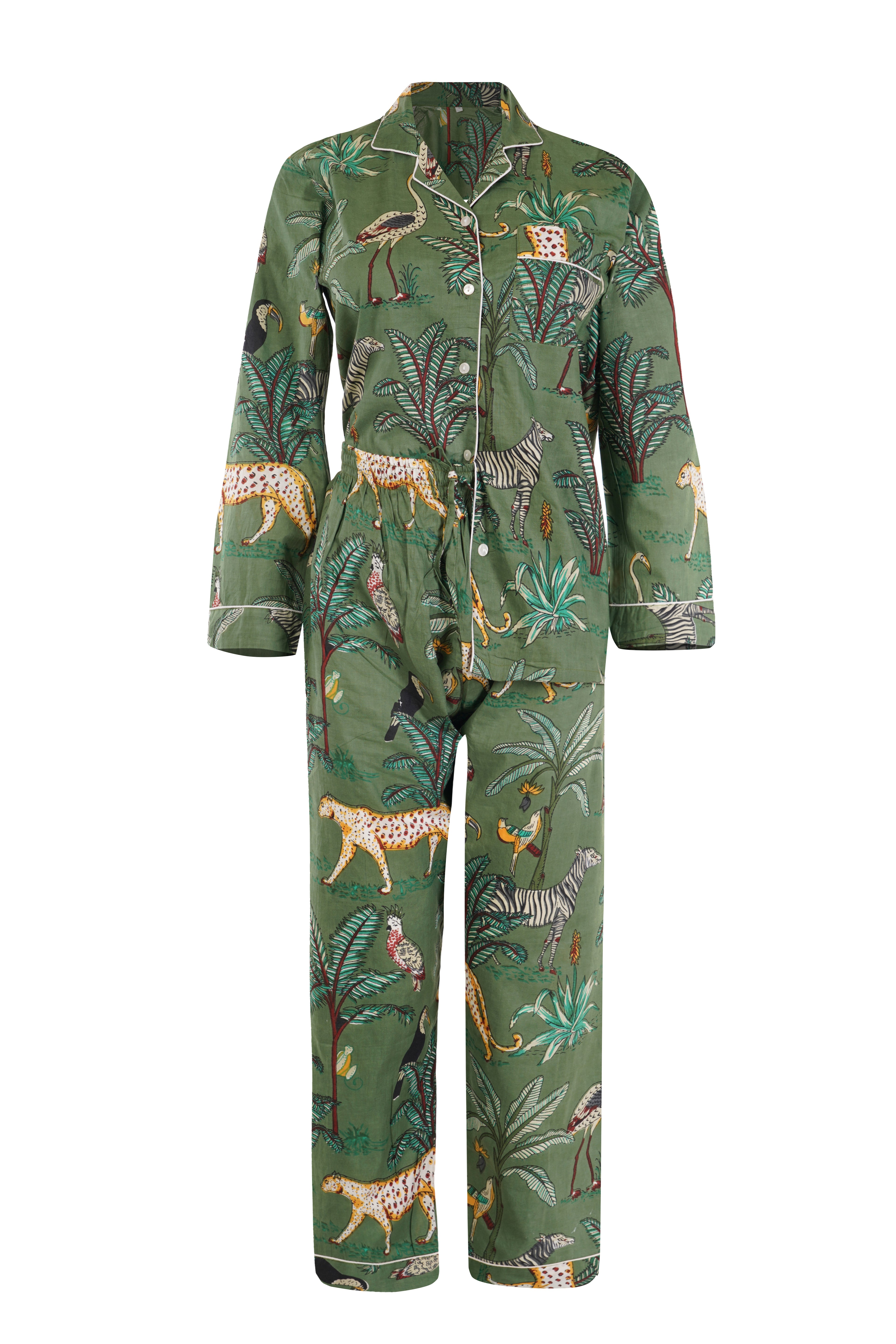 JUNGLE SCENE DARK GREEN