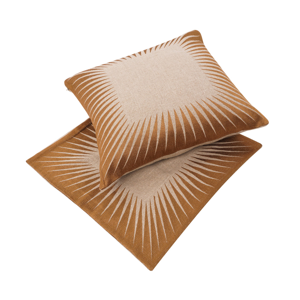 THE STAR CUSHION GOLD