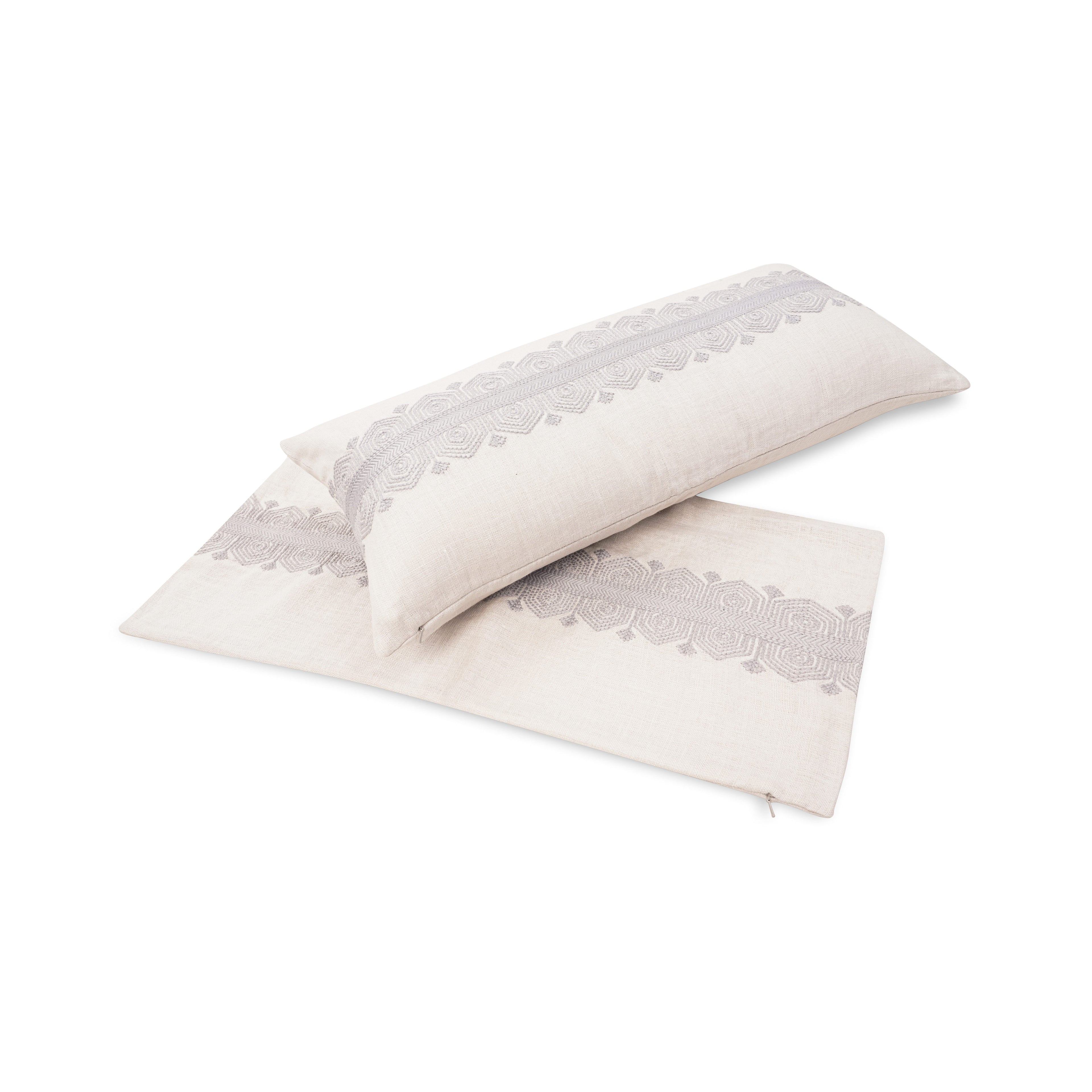 THE BUCKLE CUSHION GRAY