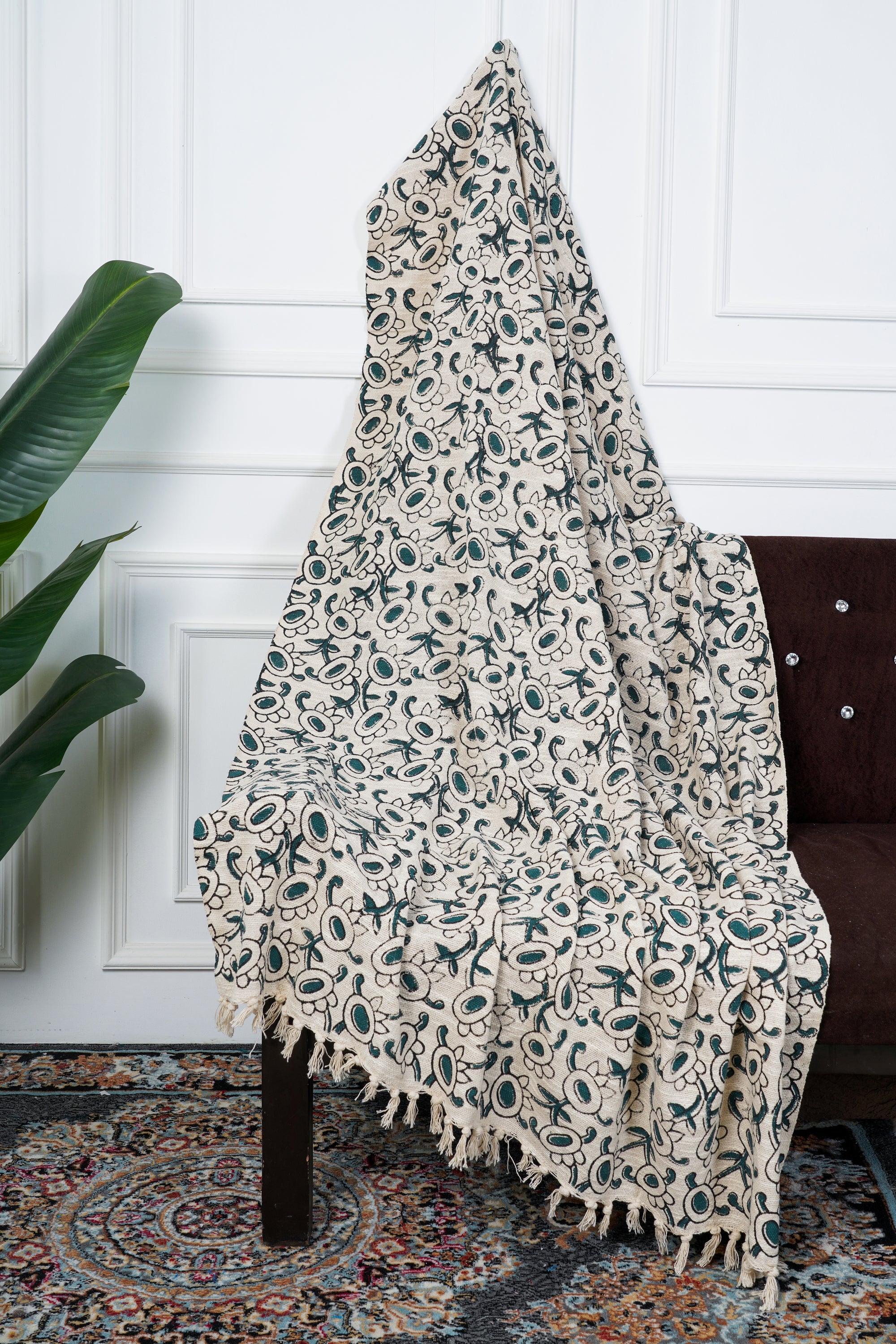 FLOWER MOTIF PATTERN