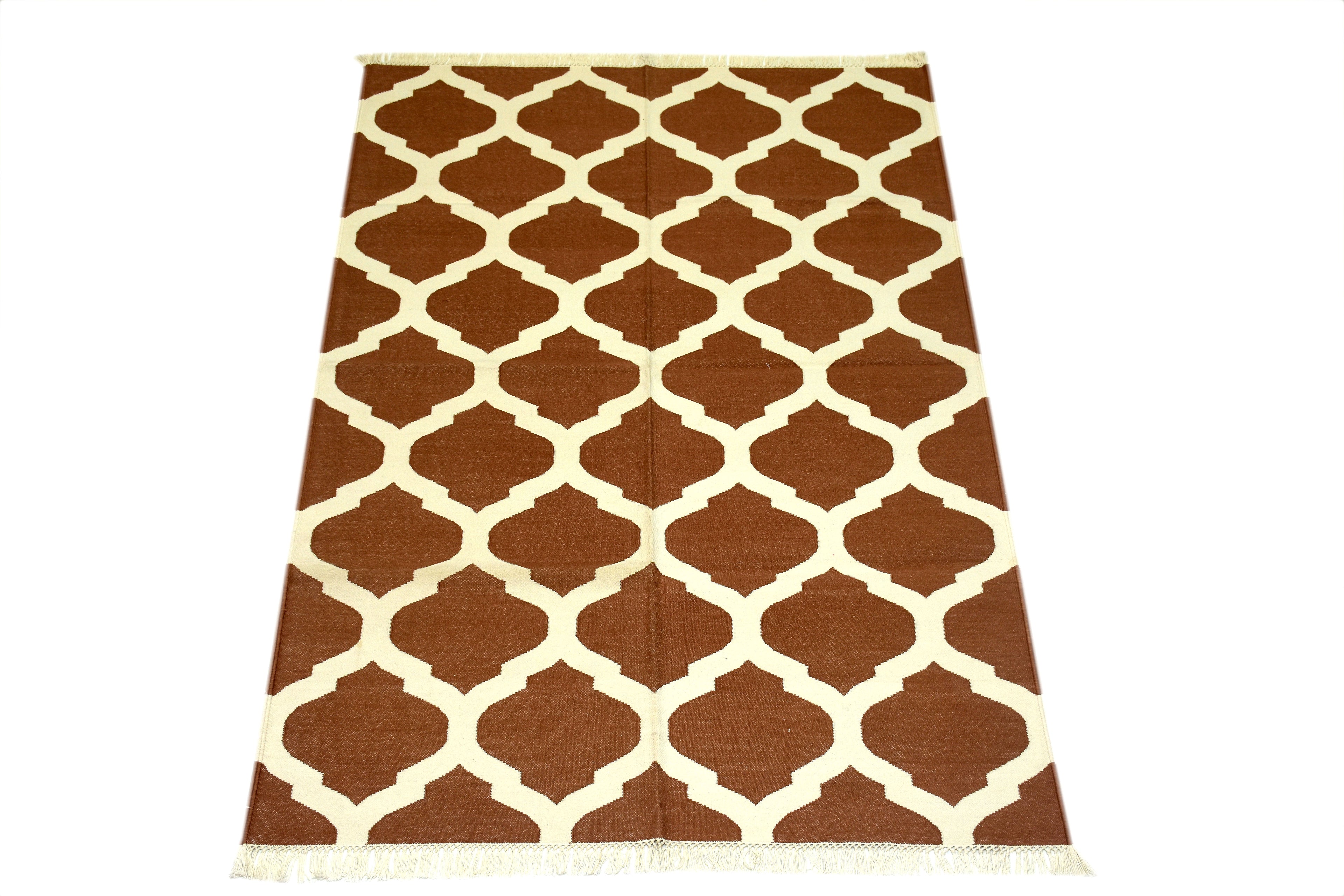 THE TAJ CARPET AUCKER