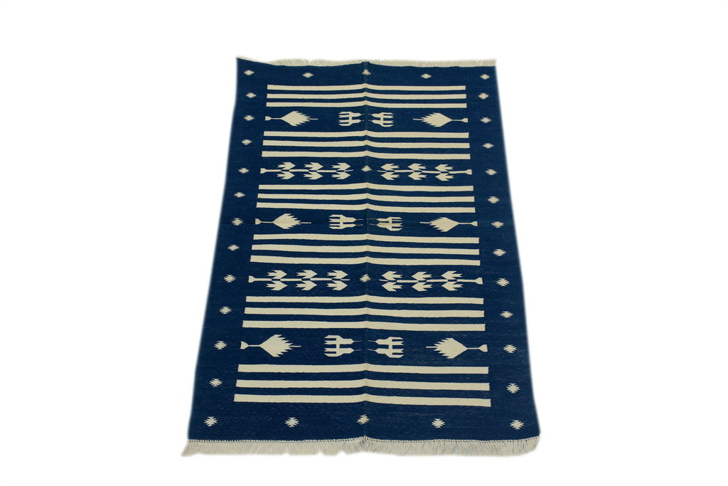 THE BLUE BUTTI RUG
