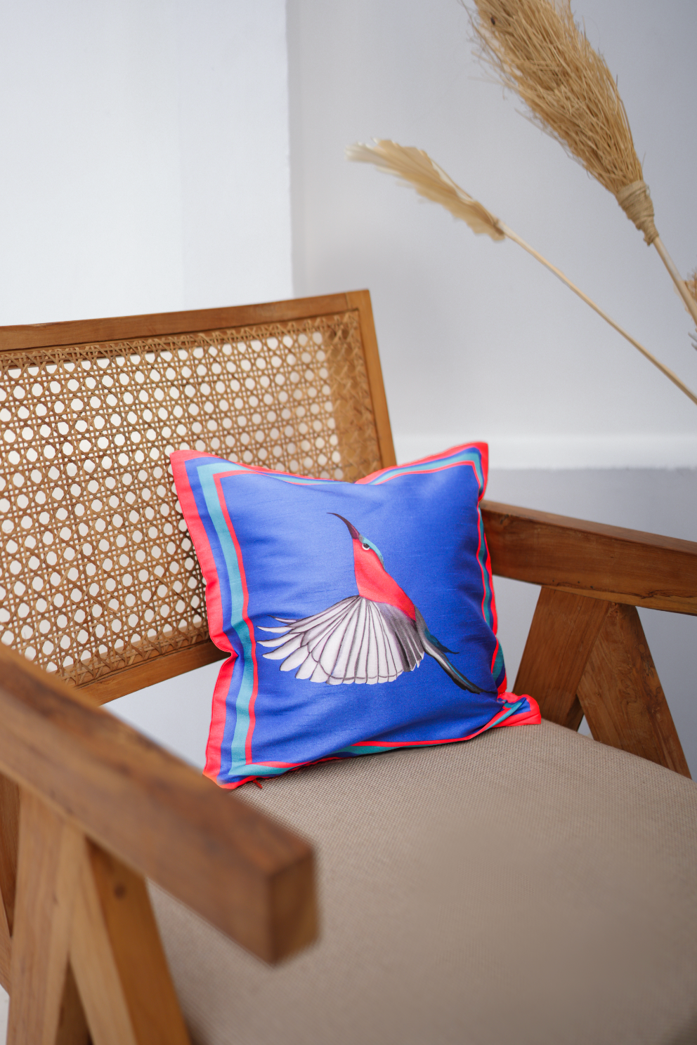 THE 1 BIRD WITHOUT PIPING