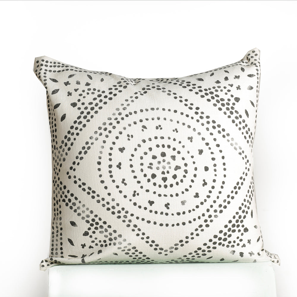 THE DOTTED PATTERN CUSHION