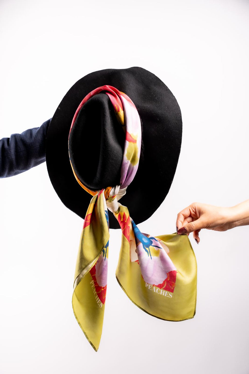 Bug Scarf Central Pattern Green Border